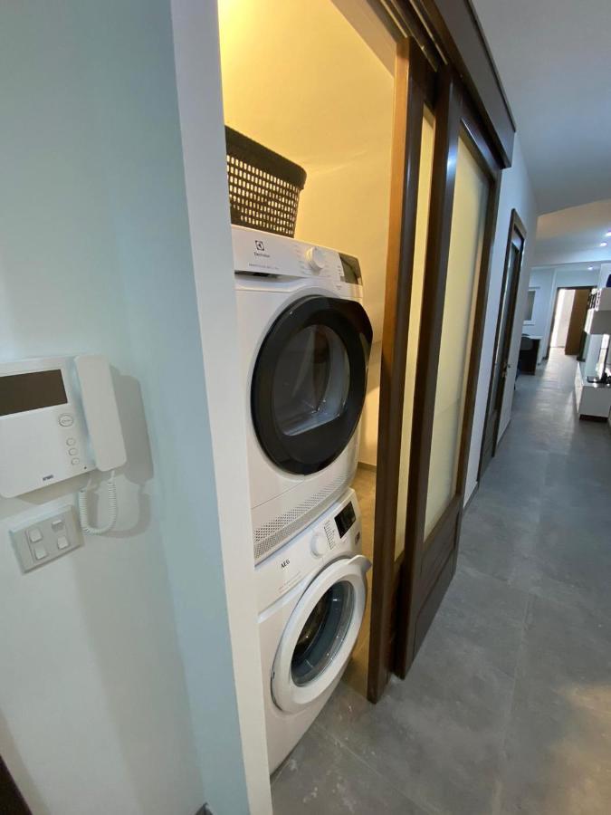 Gzira Two-Bedroom Apartment 외부 사진